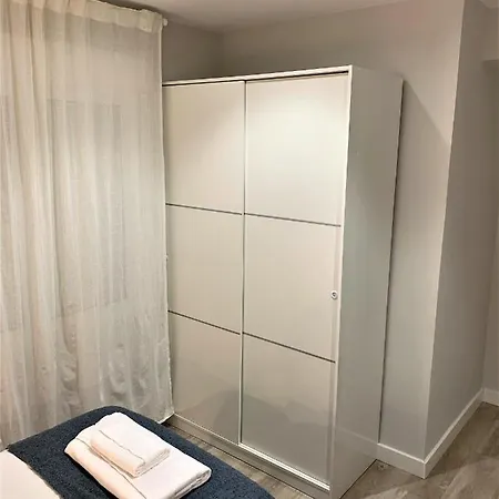 アパート Confort Y Descanso A 10 Minutos Del Centro Y Playa ヒホン