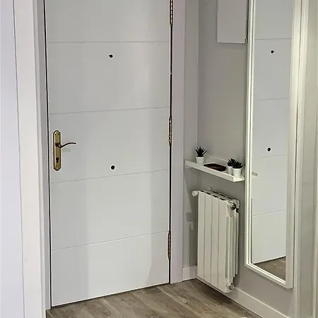 アパート Confort Y Descanso A 10 Minutos Del Centro Y Playa ヒホン